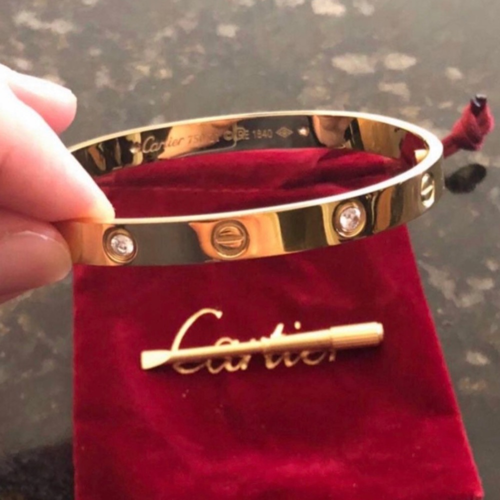 Bracelet